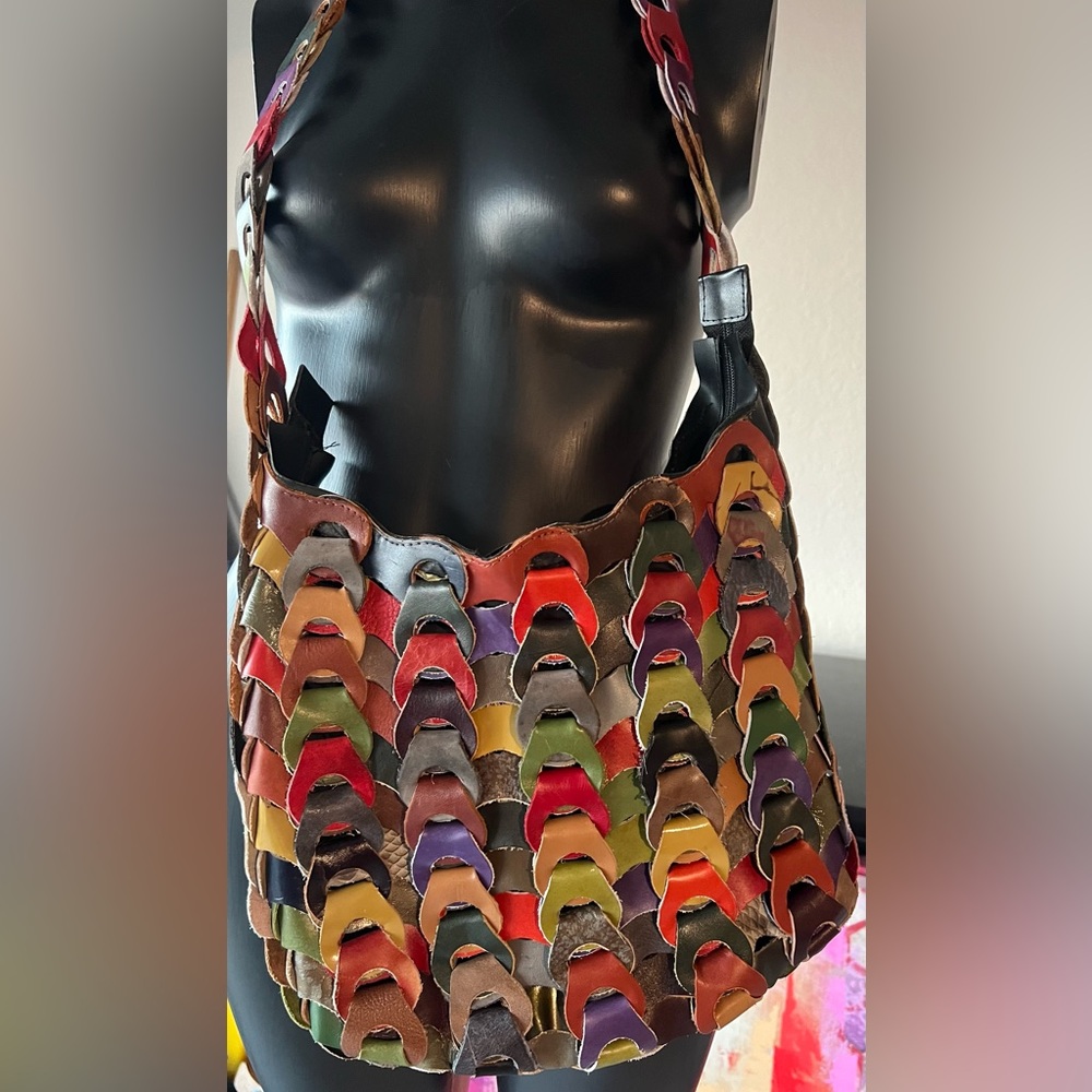 Vintage multicolor handbag